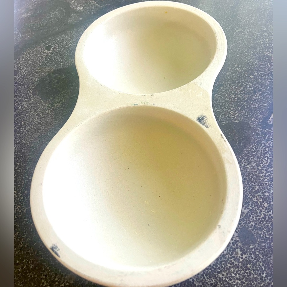 New The Pampered Chef stoneware microwave double egg cooker bowl